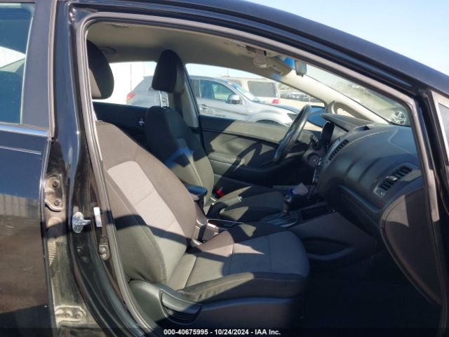 KNAFX4A8XE5053216 KIA FORTE EX