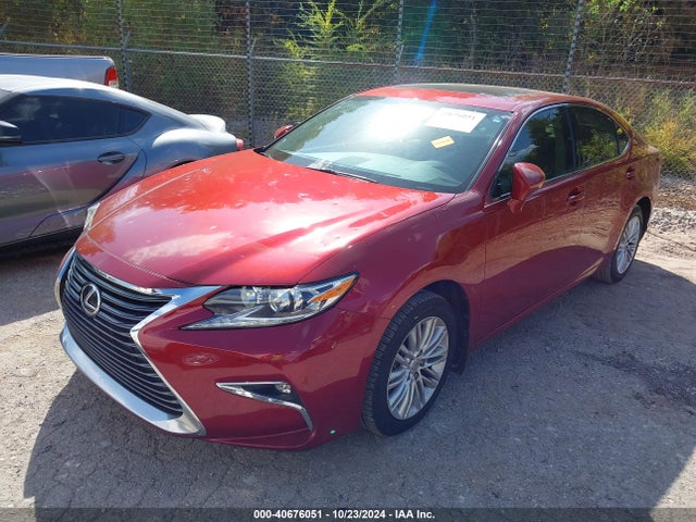 Lexus ES 350 2016 JTHBK1GG5G2221988 Image 2