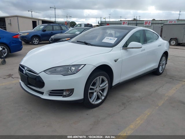 2013 TESLA MODEL S 5YJSA1DNXDFP18941 Photo 1