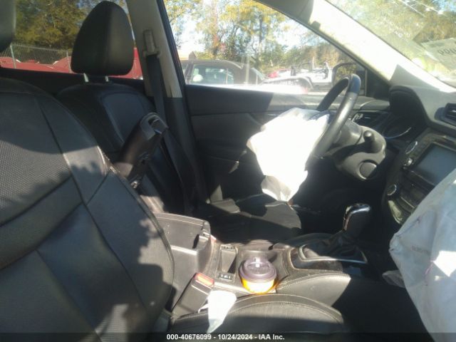 5N1AT2MV7KC814561 Nissan Rogue Sl