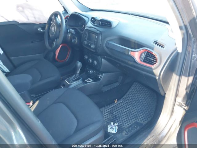 ZACCJBAB9JPH63927 Jeep Renegade Upland Edition 4x4