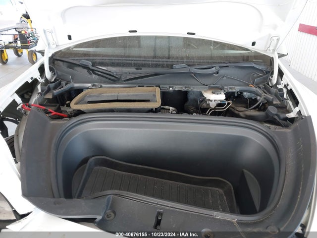 2020 TESLA MODEL Y 5YJYGDEE9LF055692 Photo 9