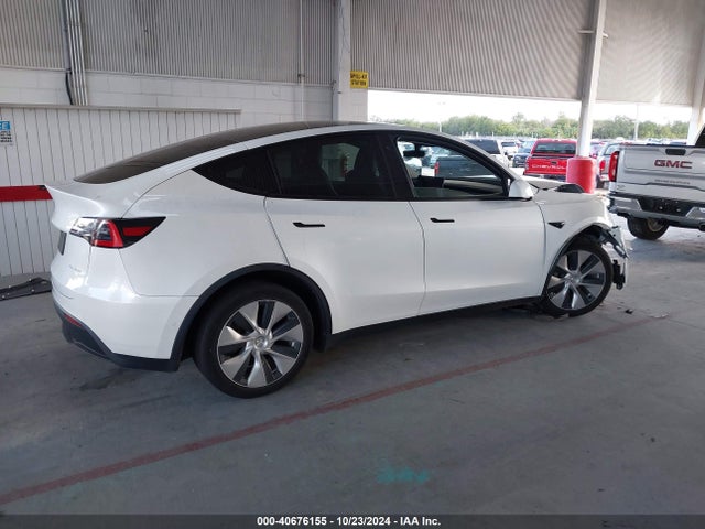 2020 TESLA MODEL Y 5YJYGDEE9LF055692 Photo 3
