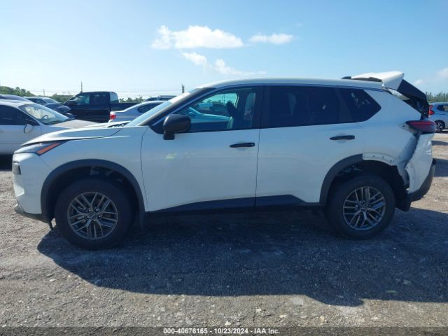 5N1BT3AB1PC941026 Nissan Rogue S Intelligent Awd