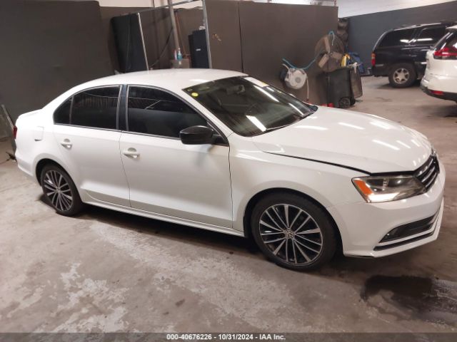 3VWD17AJ0GM256531 Volkswagen Jetta 1.8t Sport