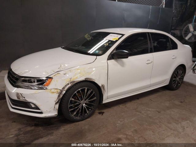 3VWD17AJ0GM256531 Volkswagen Jetta 1.8t Sport