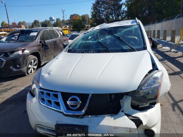 JN8AS5MT8FW159049 Nissan Rogue Select S