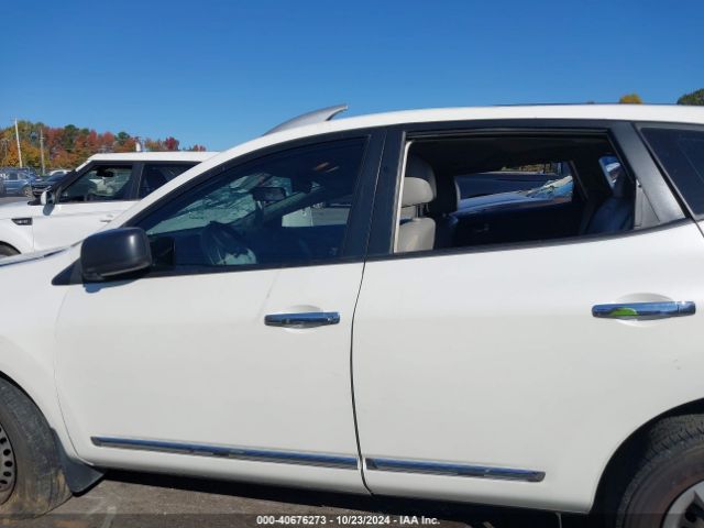 JN8AS5MT8FW159049 Nissan Rogue Select S