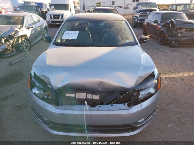 1VWBT7A30FC050662 Volkswagen Passat 1.8t Sport