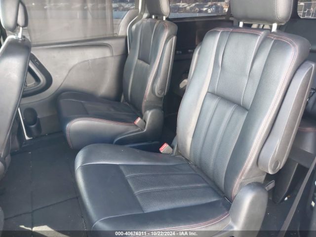 2C4RDGEG2JR255668 Dodge Grand Caravan Gt