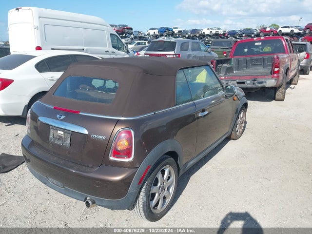 2010 MINI COOPER WMWMR3C59ATU96901 Photo 3