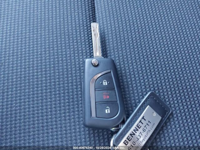 2T3G1RFV9PC364119 Toyota RAV4 LE