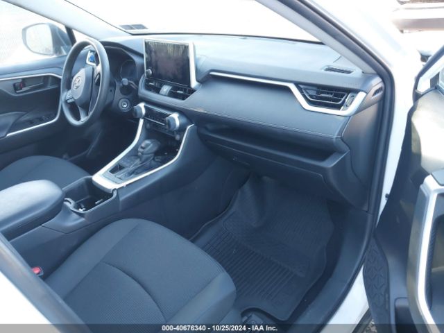 2T3G1RFV9PC364119 Toyota RAV4 LE