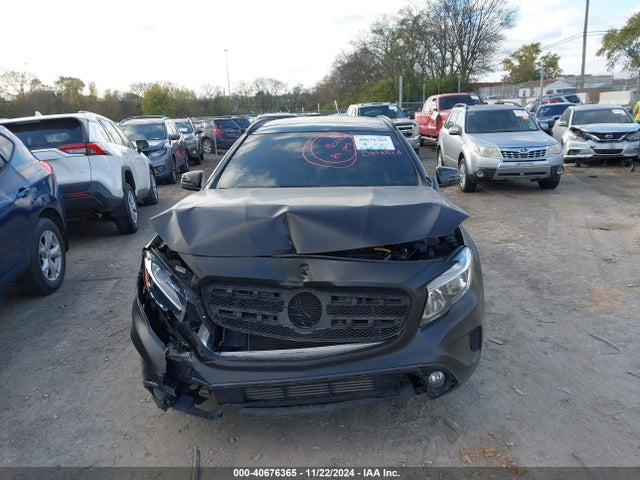 WDCTG4EB5GJ208044 Mercedes-Benz GLA 250