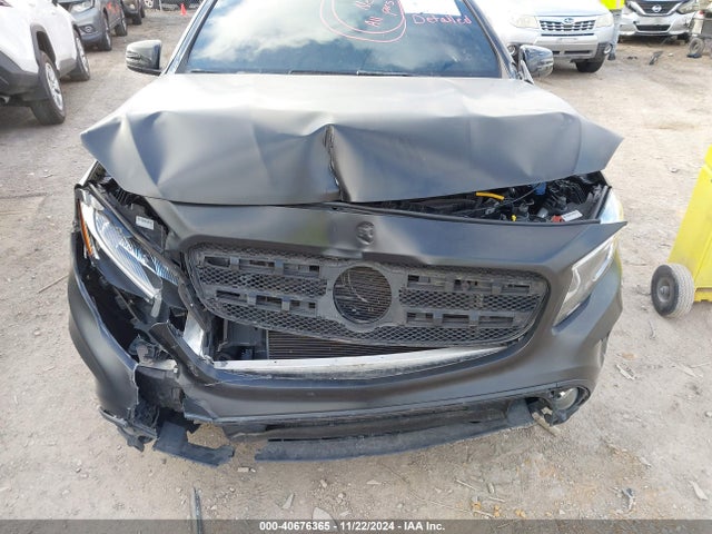 WDCTG4EB5GJ208044 Mercedes-Benz GLA 250