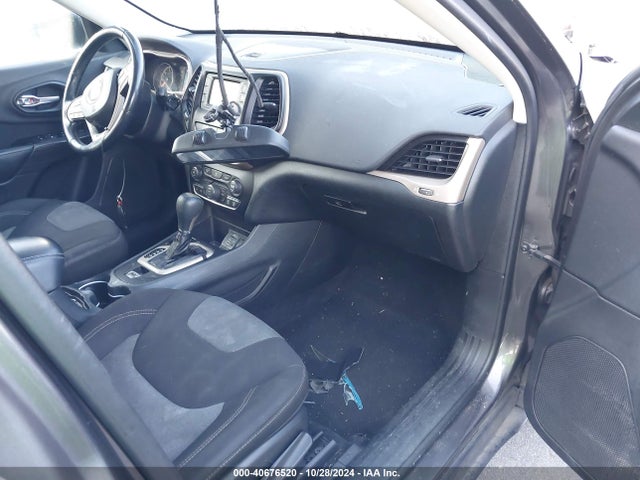 Jeep Cherokee Latitude 2014 1C4PJLCB1EW171645 Image 5