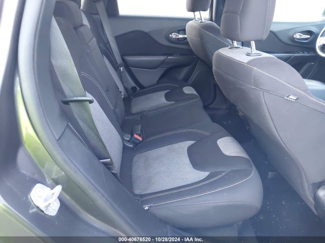 Jeep Cherokee Latitude 2014 1C4PJLCB1EW171645 Image 8