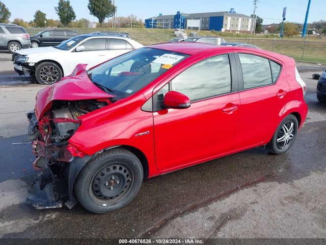 JTDKDTB32E1563073 Toyota Prius C Two