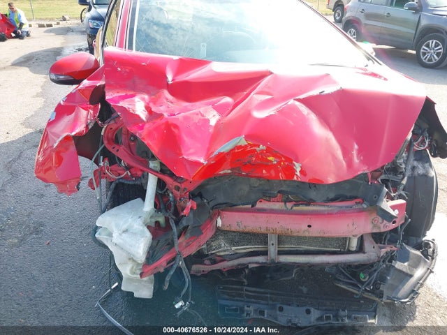 JTDKDTB32E1563073 Toyota Prius C Two