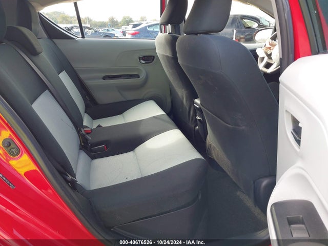 JTDKDTB32E1563073 Toyota Prius C Two