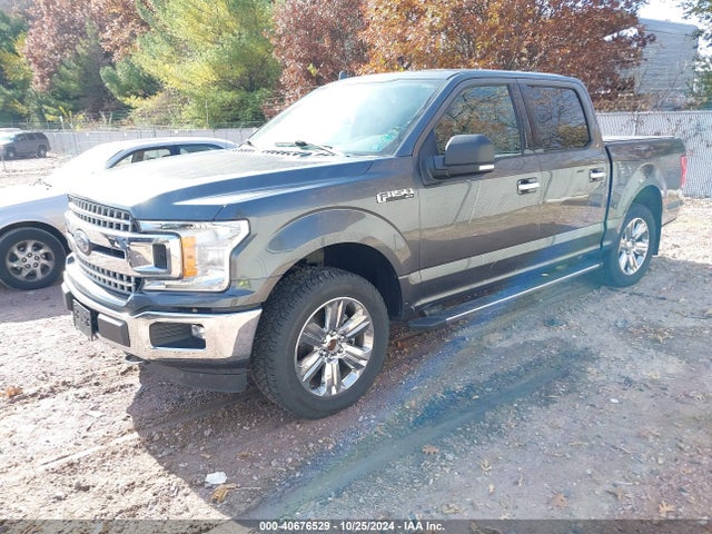 Ford F-150 Xlt 2018 1FTEW1EP8JFC59060 Image 2
