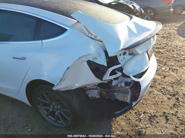 2020 TESLA MODEL 3 5YJ3E1EB7LF774945 Photo 5