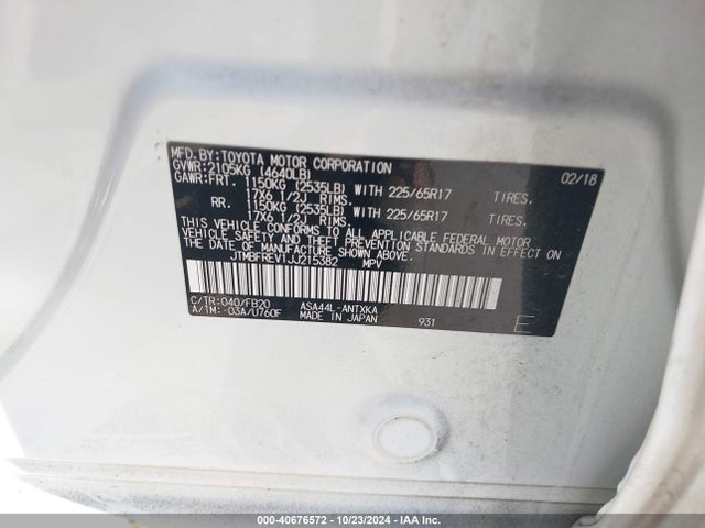 Toyota RAV4 LE 2018 JTMBFREV1JJ215382 Image 9