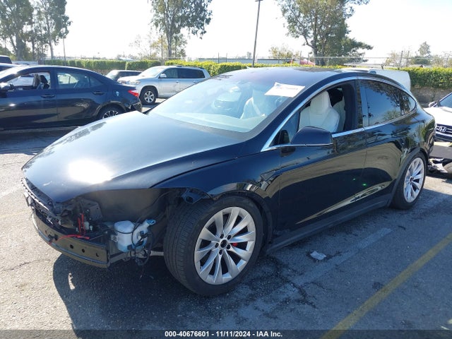 2016 TESLA MODEL X 5YJXCBE46GF000867 Photo 1