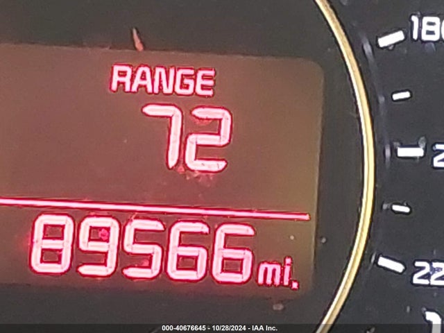 KIA SOUL + 2016 KNDJP3A50G7377182 Image 15