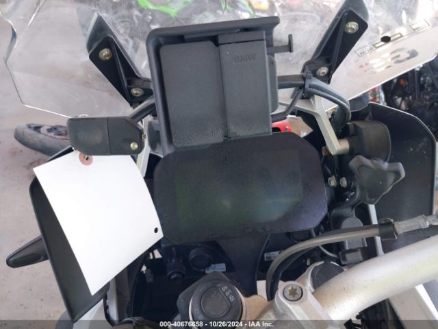 2021 BMW R 1250 WB10M030XM6E44053 Photo 6