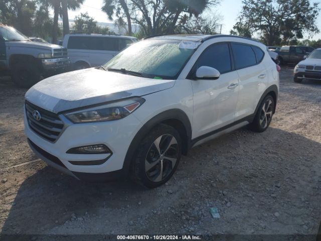 KM8J33A22JU632873 Hyundai Tucson Value