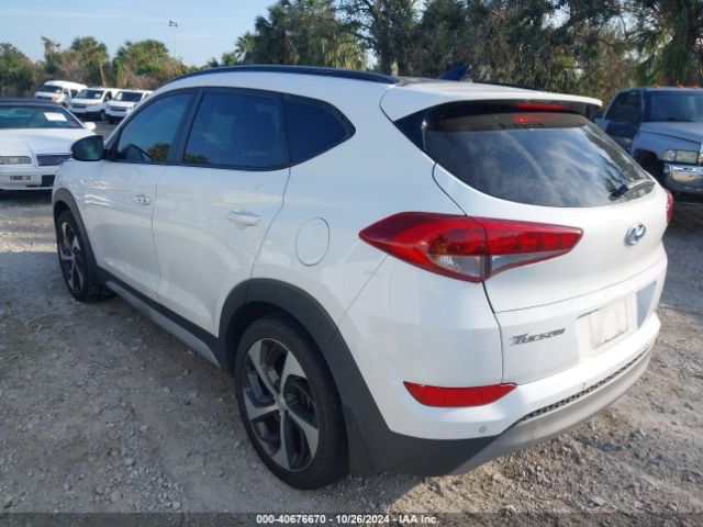 KM8J33A22JU632873 Hyundai Tucson Value