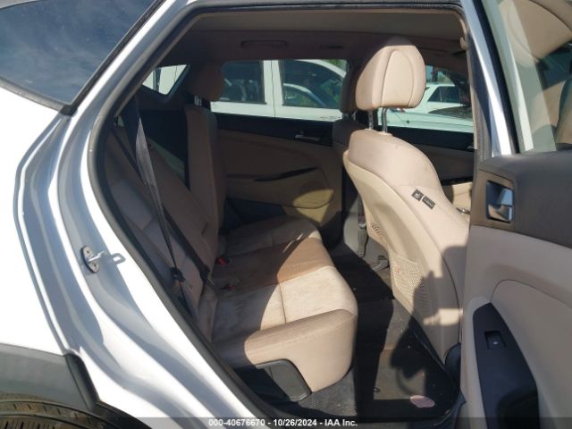 KM8J33A22JU632873 Hyundai Tucson Value