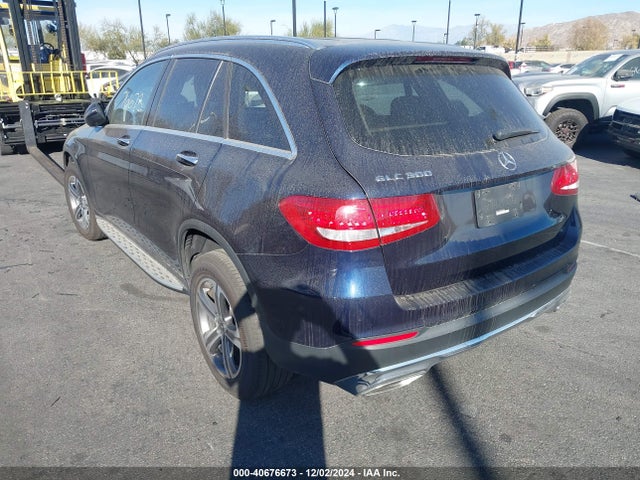 WDC0G4JB5KF603586 Mercedes-Benz GLC 300