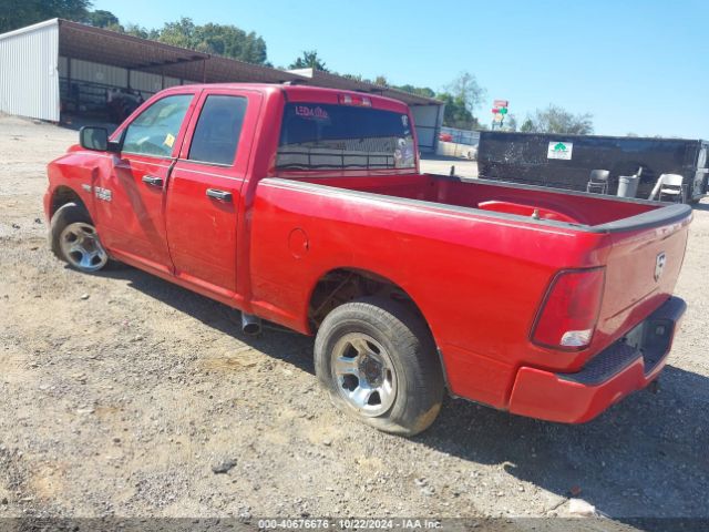2018 RAM 1500 1C6RR6FT8JS143616 Photo 2