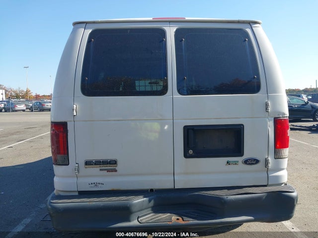 Ford E-250 Commercial 2014 1FTNE2EL8EDB19078 Image 16