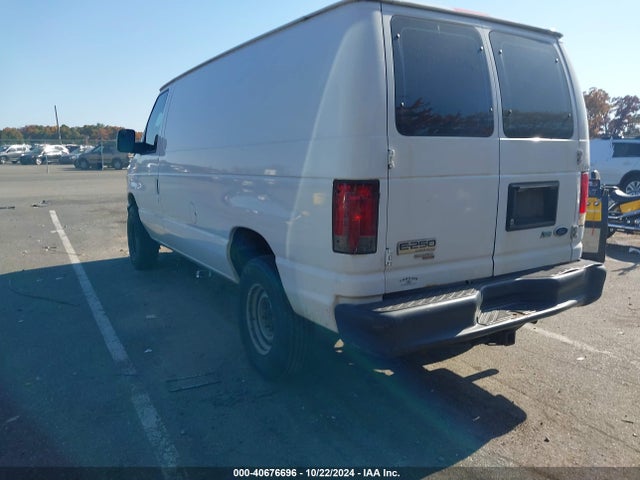 Ford E-250 Commercial 2014 1FTNE2EL8EDB19078 Image 3