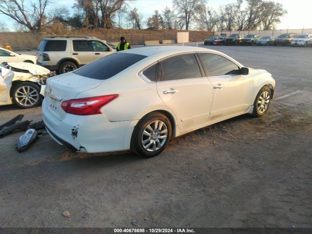 1N4AL3AP4HN328440 Nissan Altima 2.5 S