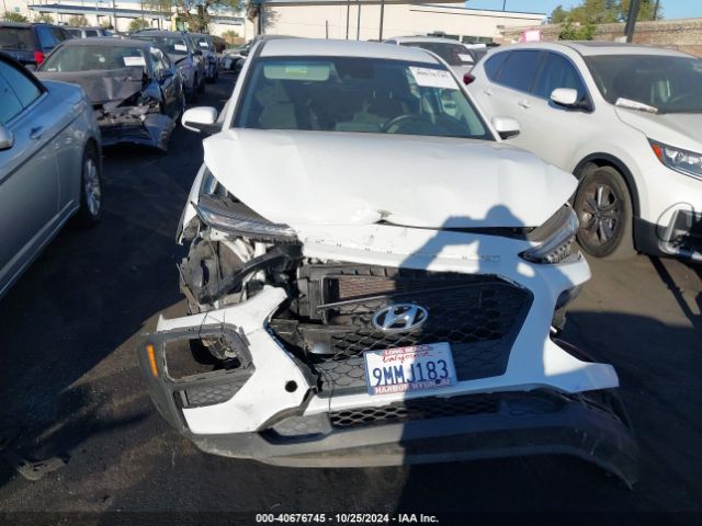 KM8K12AAXMU663580 Hyundai Kona Se