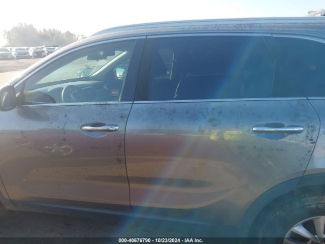 5XYPG4A55GG163159 KIA Sorento 3.3l Lx