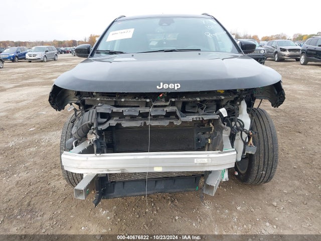 Jeep Compass Latitude Lux 4x4 2022 3C4NJDFB8NT236196 Image 6
