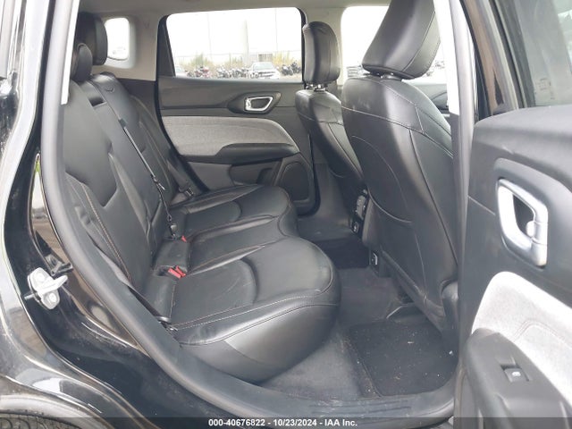Jeep Compass Latitude Lux 4x4 2022 3C4NJDFB8NT236196 Image 8