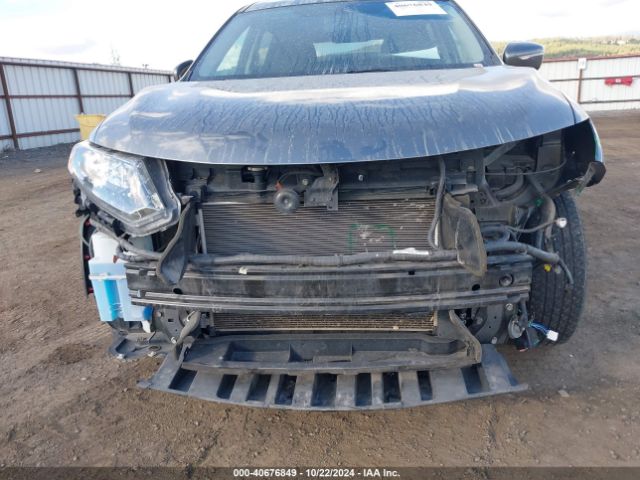 5N1AT2MK9FC905262 Nissan ROGUE S