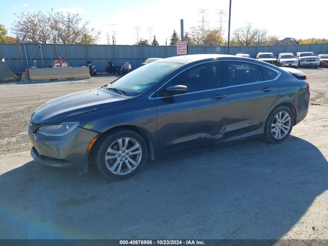 Chrysler 200 Limited 2015 1C3CCCAB8FN595041 Image 2