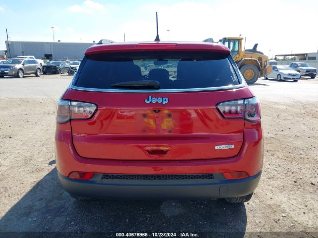 3C4NJCBB3MT563846 Jeep Compass Latitude Fwd