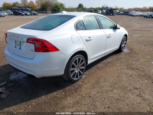 YV149MFM9F2351022 Volvo S60 T6 Platinum