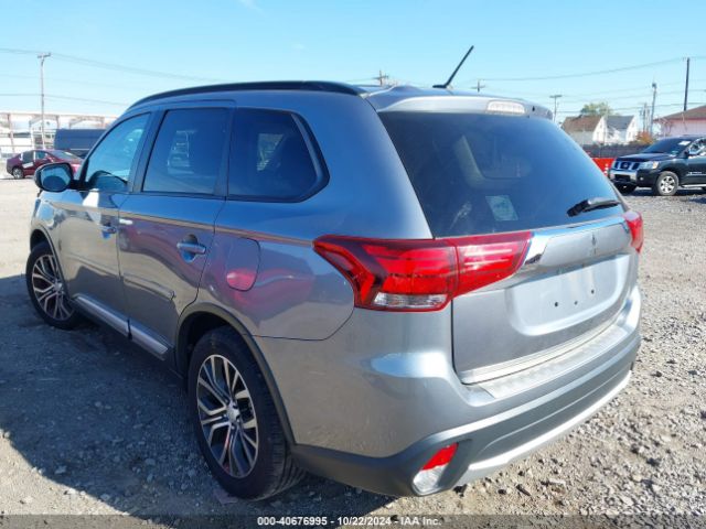 JA4AZ3A30GZ017823 Mitsubishi Outlander Sel