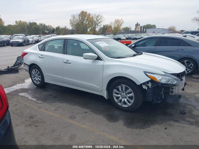 Nissan Altima 2.5 S 2016 1N4AL3AP1GN319497 Image 14