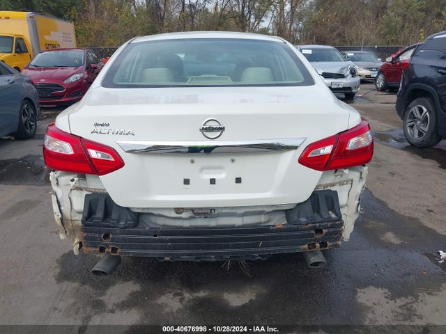 Nissan Altima 2.5 S 2016 1N4AL3AP1GN319497 Image 17