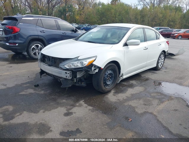 Nissan Altima 2.5 S 2016 1N4AL3AP1GN319497 Image 2